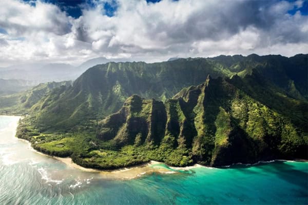Travel From California to Kauai